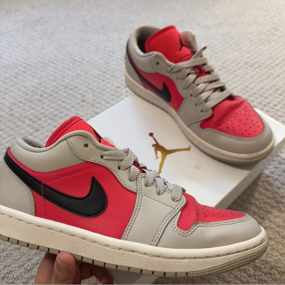 Nike Air Jordan 1 Low (limited Edition)